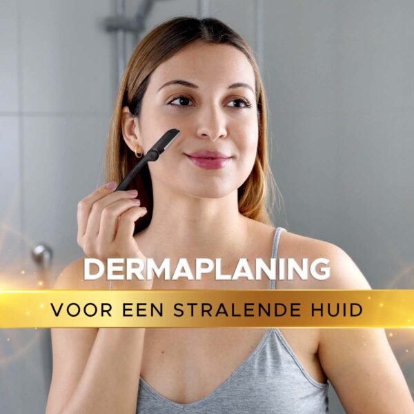 Upgrade je schoonheidsroutine met de ultieme dermaplaning ervaring, zonder de deur uit te gaan